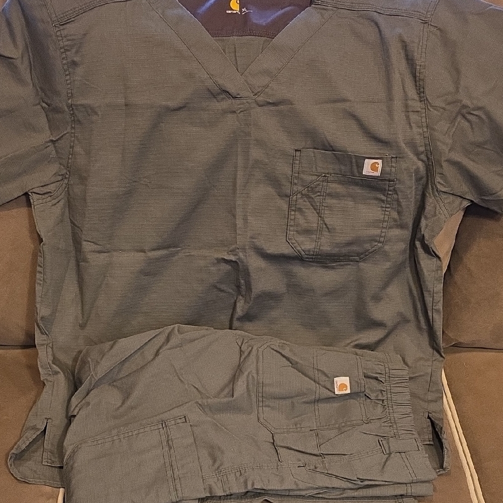 Carhartt Olive V-Neck Scrub Top & Pants Set